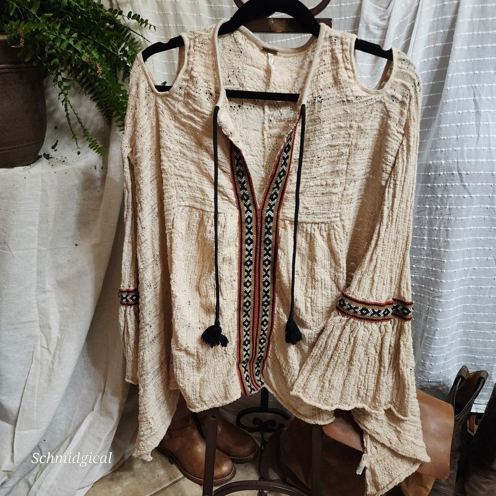 Free People Cold Shoulder Bell Sleeve Boho Top Cream Embroidered Tassel XS